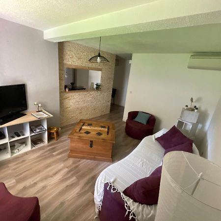 Le Cocon Des Spress Apartment Cers Exterior foto