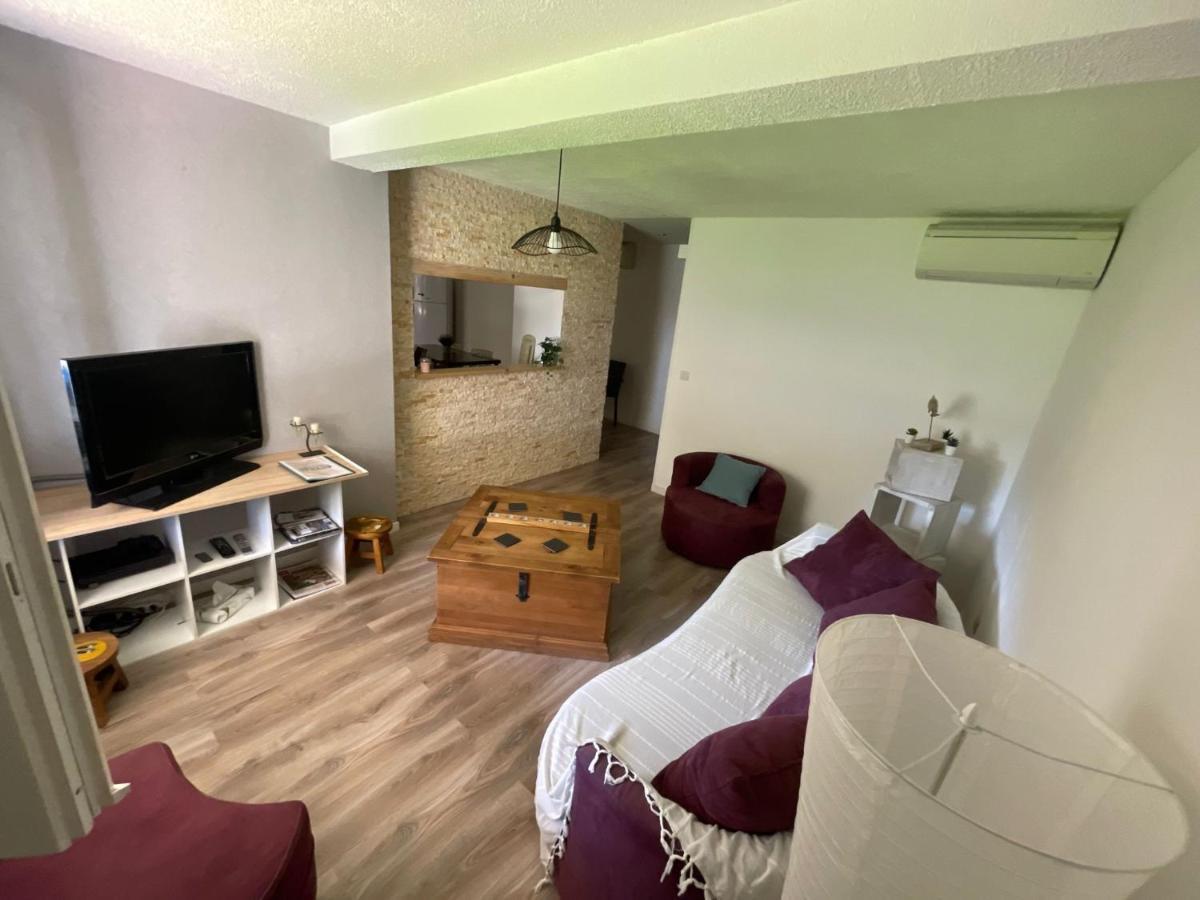 Le Cocon Des Spress Apartment Cers Exterior foto