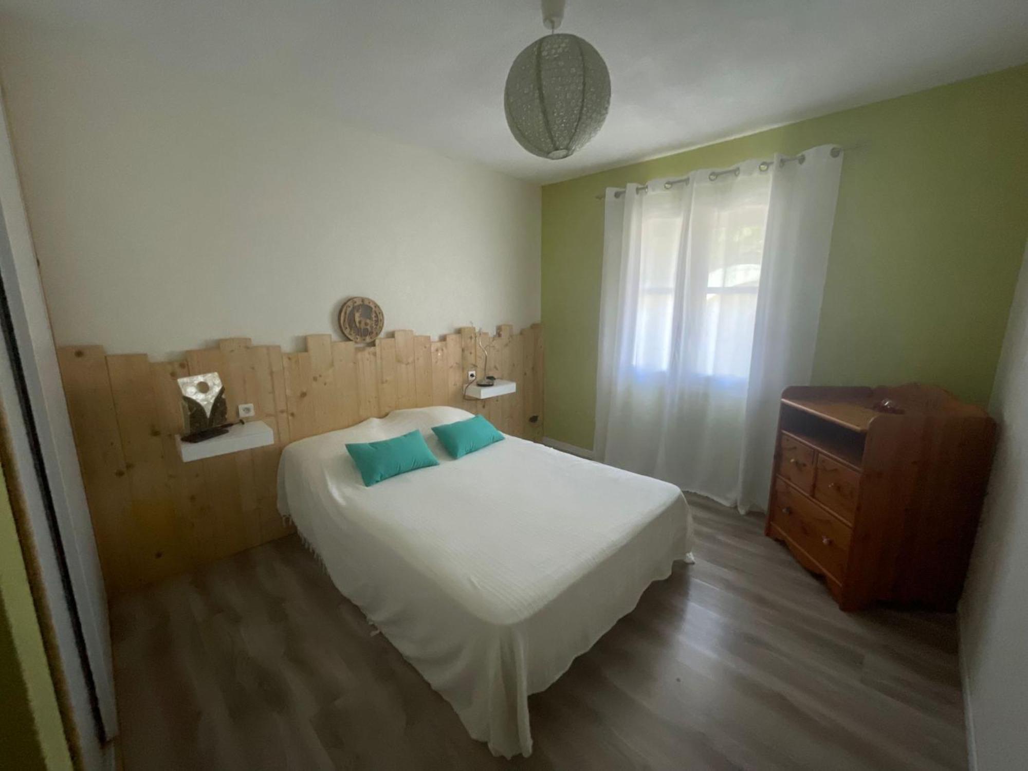 Le Cocon Des Spress Apartment Cers Exterior foto