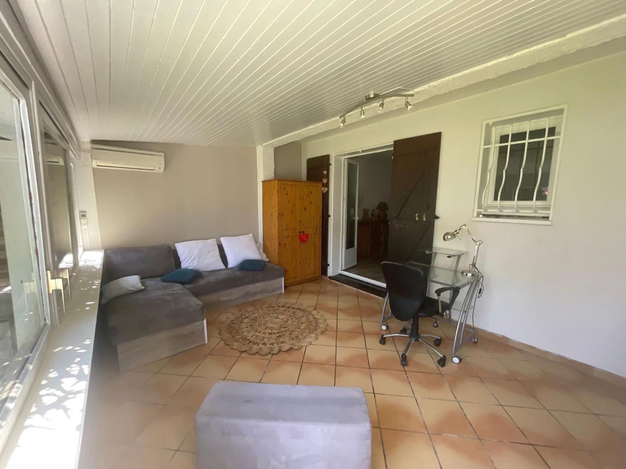 Le Cocon Des Spress Apartment Cers Exterior foto